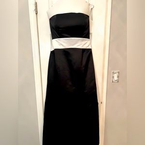 Black formal gown. Size 14.